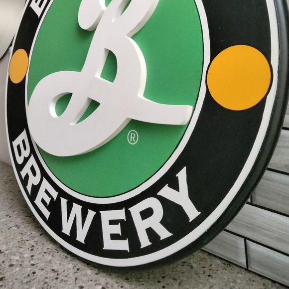 Brooklyn Brewery 3D Painted Round Wooden Pub Sign - Picture 5 of 11